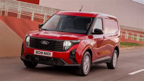 ford tourneo courier 2023